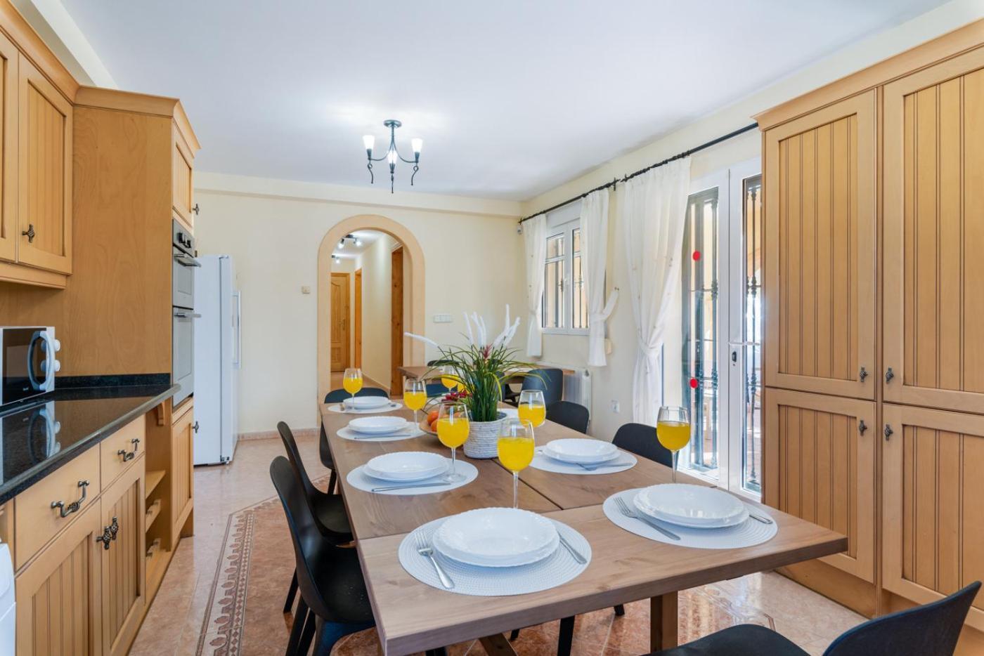 Villa Comodo - Plusholidays Калпе Екстериор снимка