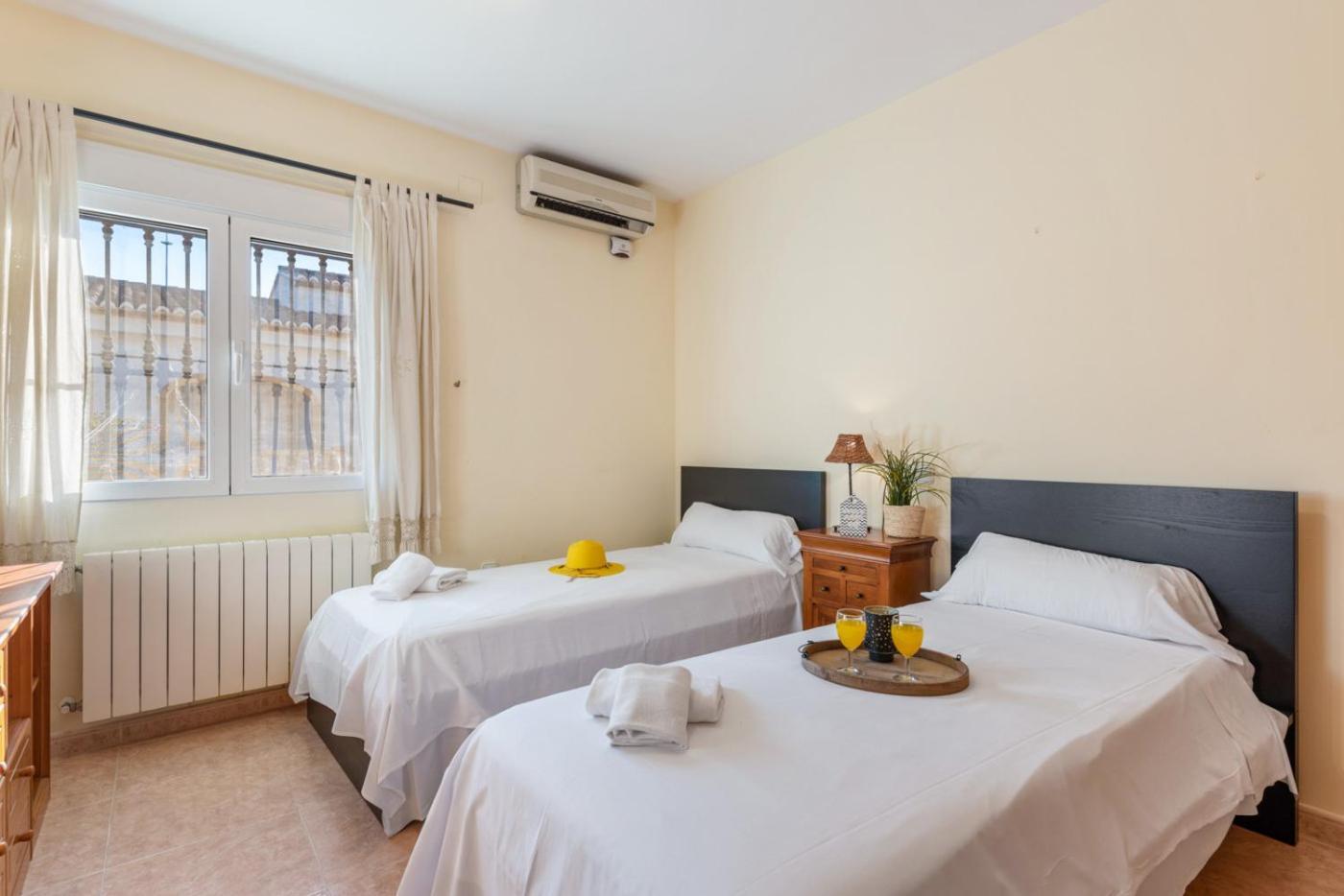 Villa Comodo - Plusholidays Калпе Екстериор снимка