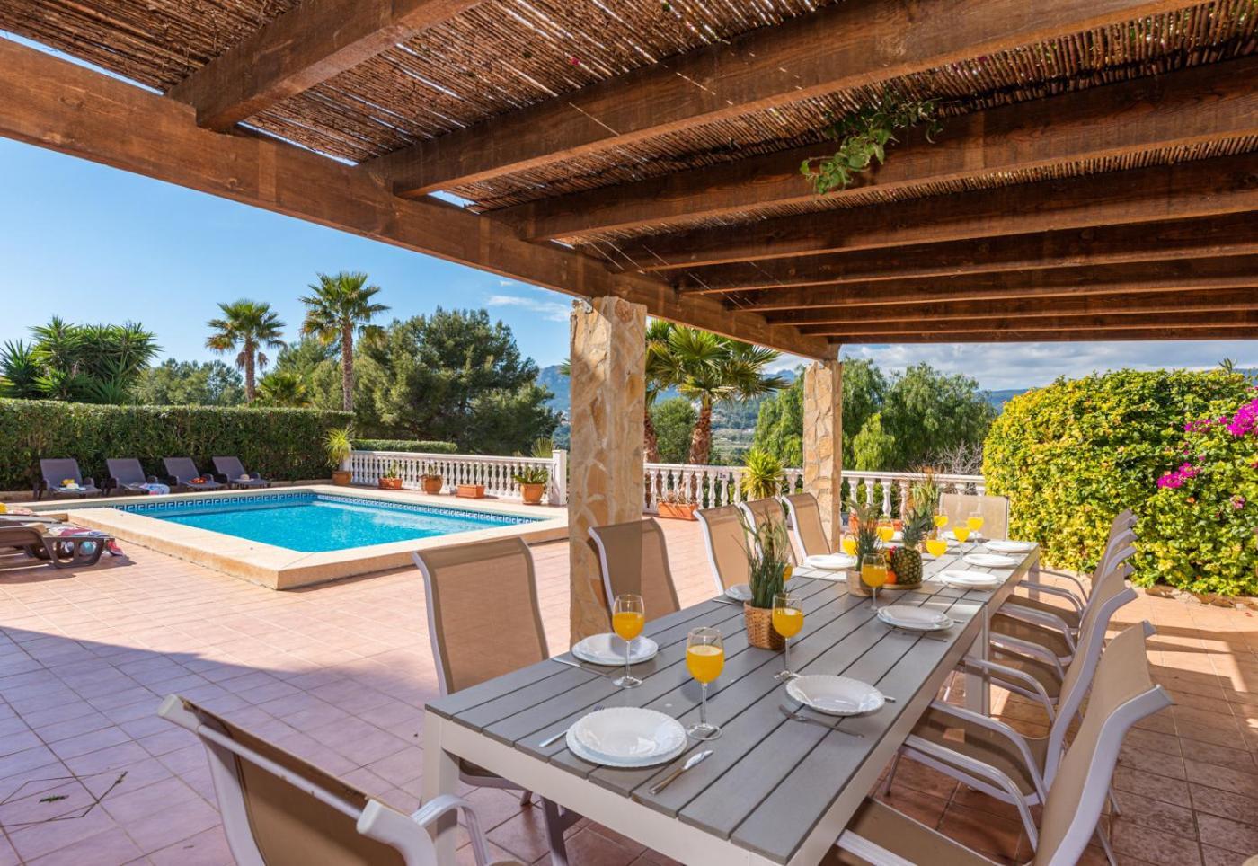 Villa Comodo - Plusholidays Калпе Екстериор снимка