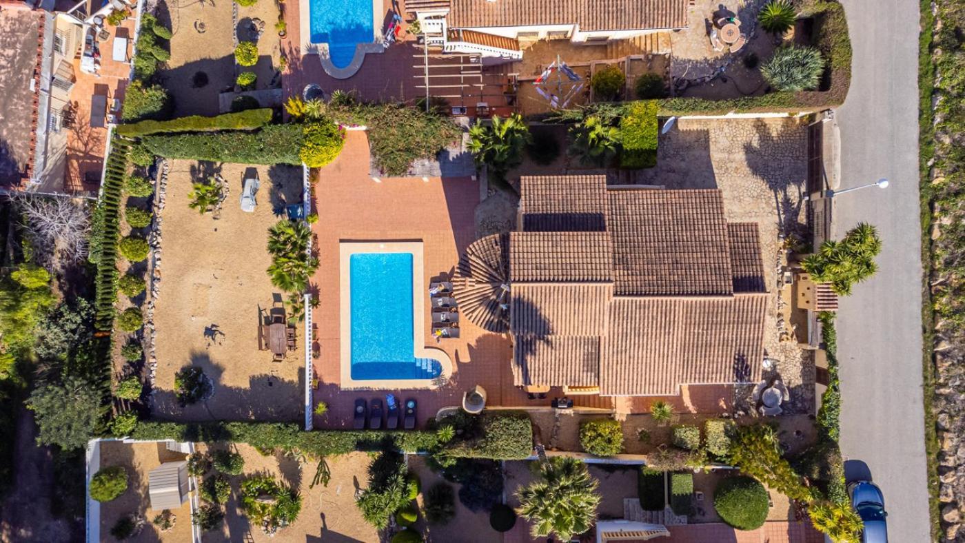 Villa Comodo - Plusholidays Калпе Екстериор снимка